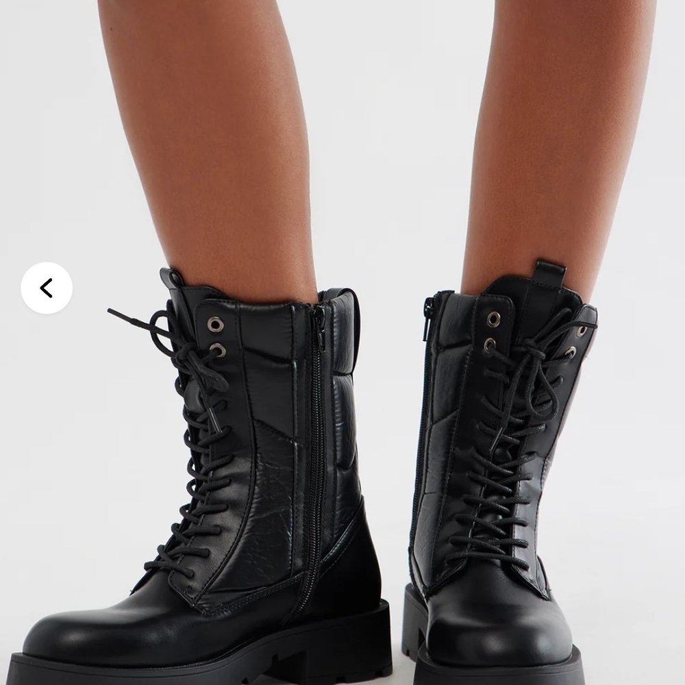 Fashion Nova Black Lace-Up Combat Boots - Picture 4 of 4